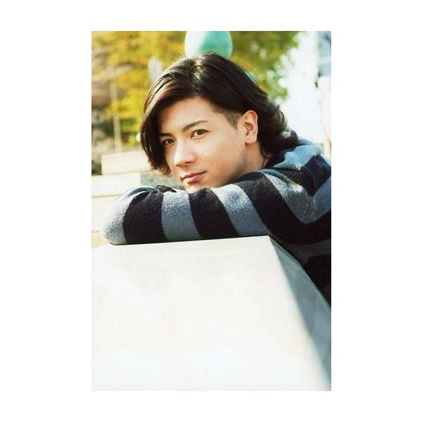 商品名：中古生写真(男性) 中村誠治郎/バストアップ・衣装黒・グレー・左向き・口閉じ・野外/公式生写真生写真(男性)/俳優