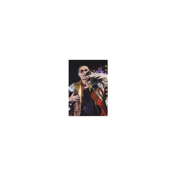 中古生写真(ジャニーズ) KAT-TUN/田中聖/ライブフォト・上半身・衣装赤、金・インナー黒・左手マイク・サングラス/公式生写真