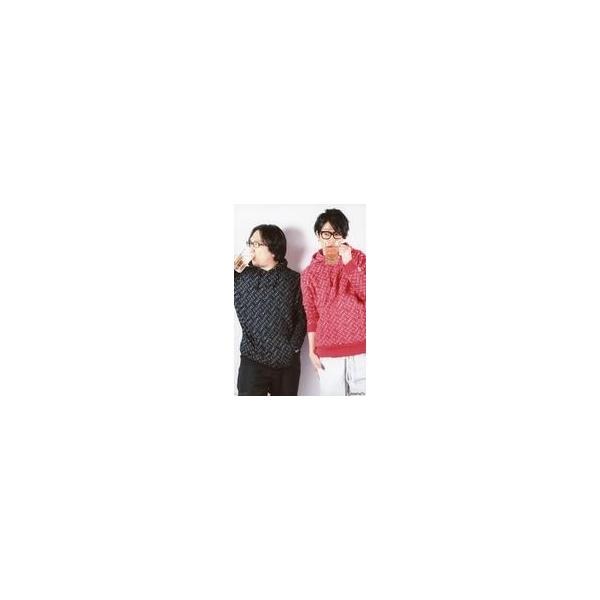 中古生写真(男性) 安元洋貴・江口拓也/膝上・衣装黒・赤・片手飲み物・片手ポケット/「AbemaTV『声優と夜あそび』公開生放送 “夜あそび