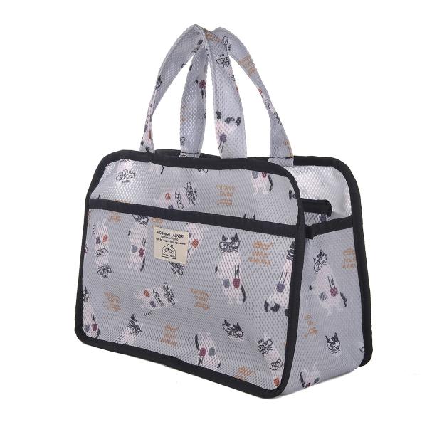 [Release date: June 10, 2021]品　名　：クスグル スパバッグ Lサイズ 品　番　：21-2235カラー　：＃1/GY ねこまるけ柄サイズ　：タテ 22cm、ヨコ 32cm、マチ 13cm、持ち手長さ 33cm素　...