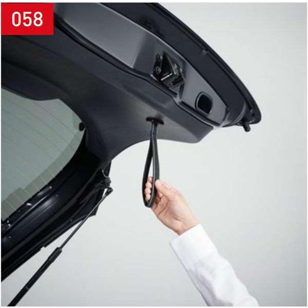 ヤリス クロス バックドアストラップ トヨタ純正部品 MXPJ10 MXPB10