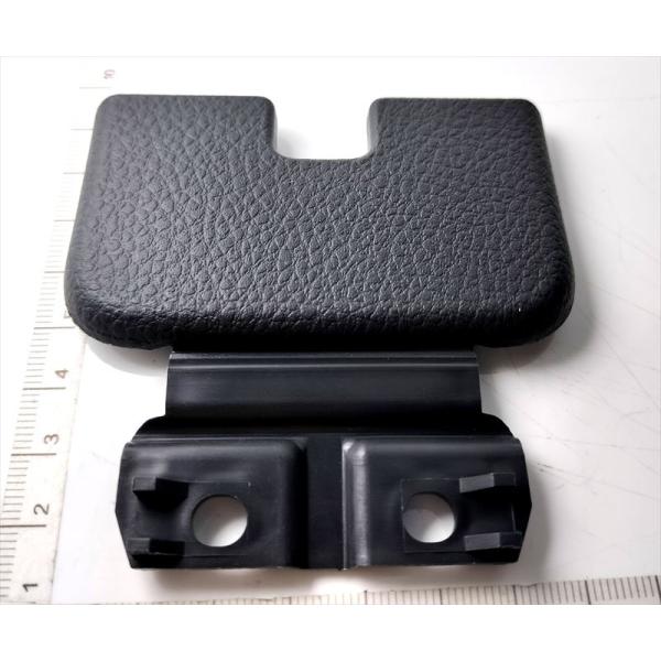 スライドレールカバー セレナ DBA-C27 その他 外装部品 RBR 77788-5TA0H 右 スライド