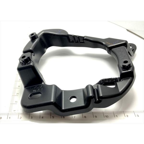 ハリアー用 フォグランプブラケット 『左側』のみ 81482-48260 6AA