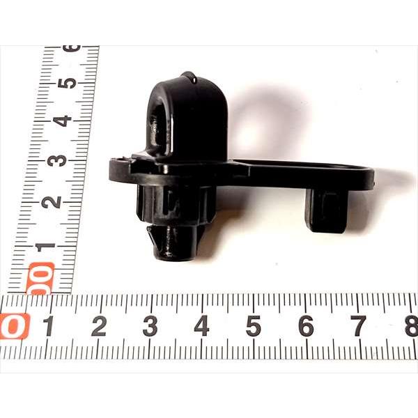 セレナ用 グロメツトフードサポートロツド 65773-CY00B 日産純正部品