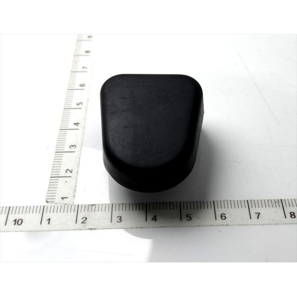 リヤ フード A の ストツパ □略番 57275D のみ 57275TC010 サンバー