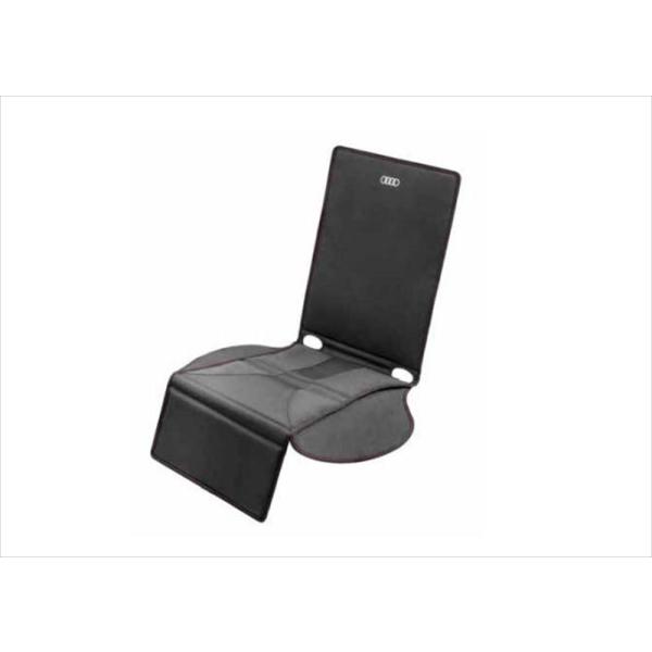 アウディ純正部品車種名：A1取り付けできる年式：令和01年11月〜next型式：GBDKL部品名：チャイルドシートアンダートレイ詳細：チャイルドシート装着による、座席表面の傷みを保護するPVCマットです。ノンスリップ加工済み。全てのグレード...