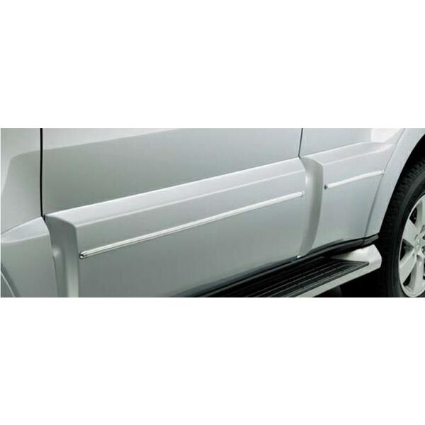 パジェロ サイドドアガーニッシュモール 三菱純正部品 V98W V93W