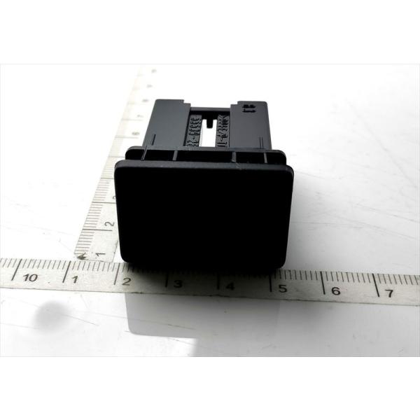 スペアスイッチホールカバーのみ 55539-26140-C0 アクア用 トヨタ純正