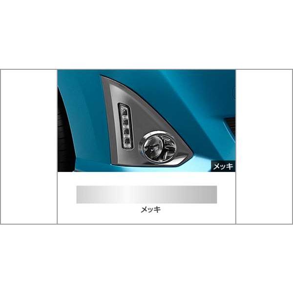 ルーミー フォグランプガーニッシュ（メッキ） トヨタ純正部品 M900A