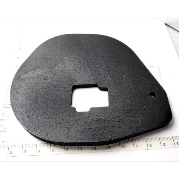 テールランプ(リヤコンビネーションランプ)レンズガスケット『右側