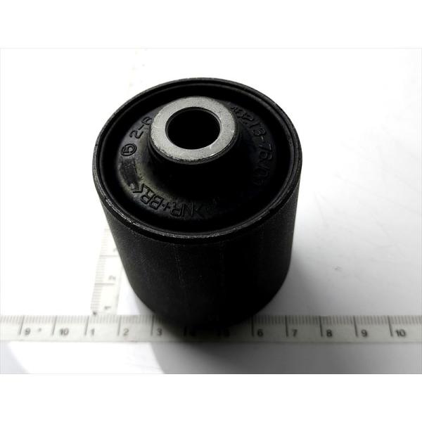 2番のみ』 ジムニー用 ブッシング リーディングアームボディーサイド