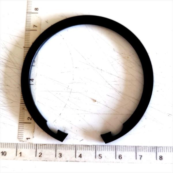 フロントアクスルハブホールスナップリングLHのみ 90045-21163