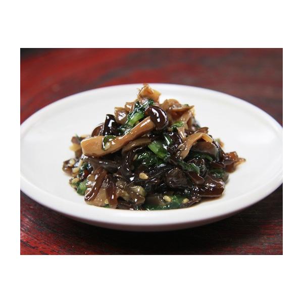 佃煮 惣菜 舞茸 しめじ えのき きくらげ 野沢菜 わさび茎入り中馬の里 きのこわさびしぐれ120g 舞茸、しめじ、えのき３種類のきのこに、きくらげと野沢菜、わさび茎をあわせ特製の味付けに仕上げました。わさびの辛味がアクセントになっておりま...