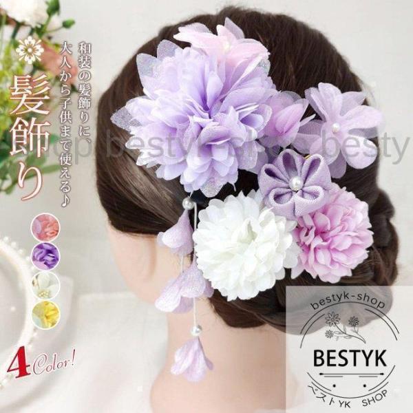 大容量のメイクボックスはコスメをスッキリ収納大容量の収納力がある上段に加え、中段・下段の引き出しが３つあるのでコスメを分類して収納できます。上段部は前後で開け閉めするこができ、内部は３つに仕切られて、手前に小さい仕切りが２つ、奥に大きい仕切...