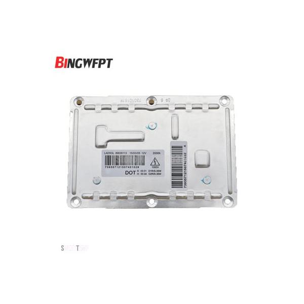 互換品 チャージャー用 新型バラスト付きキセノンHIDバルブ（OEM A4用 ボルボ クライスラー アウディ S80 S60 XC90 V70 XC70 300