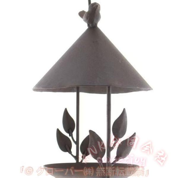 【高品質の素材】鋳鉄バードフィーダーバルコニーバードフィーディングステーション【耐候性】丸い鳥の餌箱は、外部給餌に最適です。 角度の付いた丸い屋根は、食べ物や鳥を雨から守り、食べ物を乾いた清潔な状態に保ちます。【寸法】約 15 x 27 c...