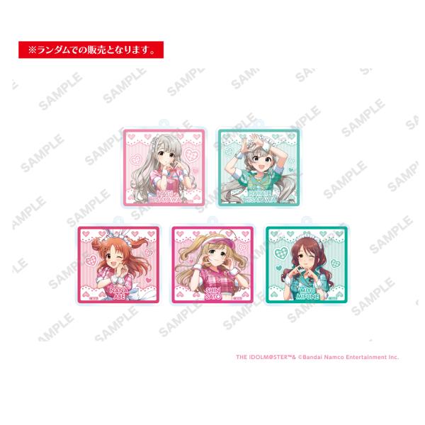 アイドルマスター シンデレラガールズ トレーディングアクリルキーホルダー●商品仕様【サイズ】約W65×H65mm【素材】アクリル【製造国】日本【必ず購入前にご確認ください】※キャラクターはお選びいただけません。※ご入金後のキャンセルは受け付...