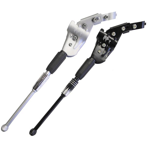 ・シートステーとチェーンステーの2箇所で固定するタイプのアルミアジャスタブルスタンド・26インチ車から29インチ車まで対応し、簡単にサイズ設定が可能・自転車への取り付け部は可変式となっており、幅広い車種に対応・フレームに固定する2箇所の内側...