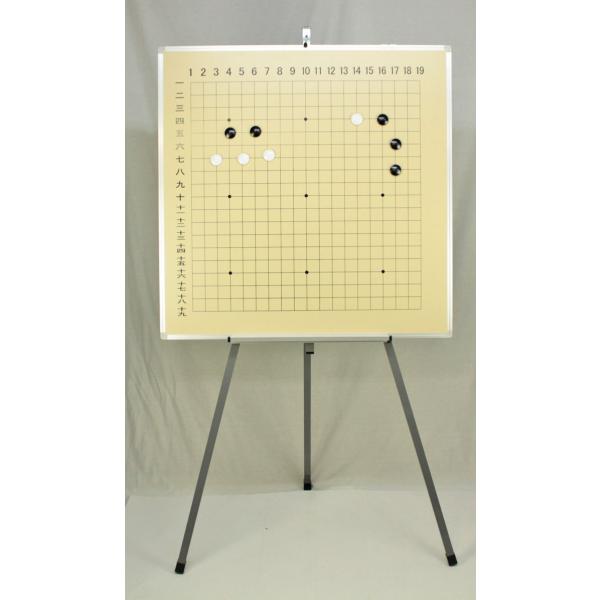 ■囲碁盤：スチール製　約7kg　囲碁盤のおよそのサイズ：横87cm×縦87cm■碁石：磁石付き碁石　直径約3.5cm（白石180個・黒石181個）※紙製碁石収納箱付き（紙箱の色は変わる場合があります）■教授盤用スタンド※受皿なし　おおよその...