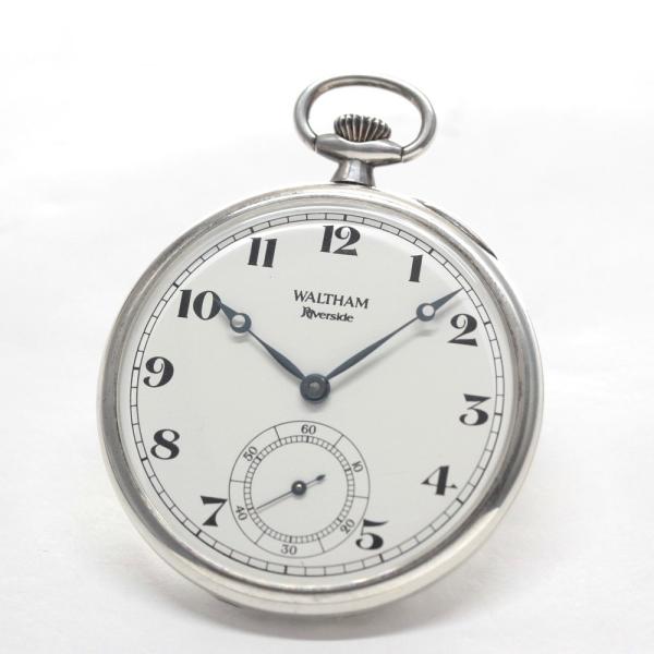 ムーブメント：2000年代ユニタス6497ベース（17石　18,000振動）ケース素材：シルバー925風防：アクリルガラスケース径：約45mmケース厚さ：約9mm重さ：約56gその他機能：蓋なし（オープンフェイス）防水：非防水メーカー保証：...