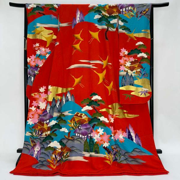 本振袖 引き振袖 正絹  赤 青 花柄 古典 刺繍 結婚式 裄65cm Bランク 花嫁衣装 Mサイズ 4440 本振袖 引き振袖 正絹 赤 青 花柄 古典 刺繍 結婚式 裄65cm Bランク