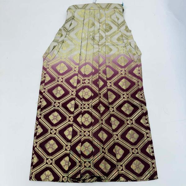 袴 行灯袴 男袴 紐下丈92cm 男性用袴 2Lサイズ 成人式袴 金 赤 中古 4650 袴 行灯袴 男袴 紐下丈92cm 男性用袴 2Lサイズ 成人式袴 金 赤 中古