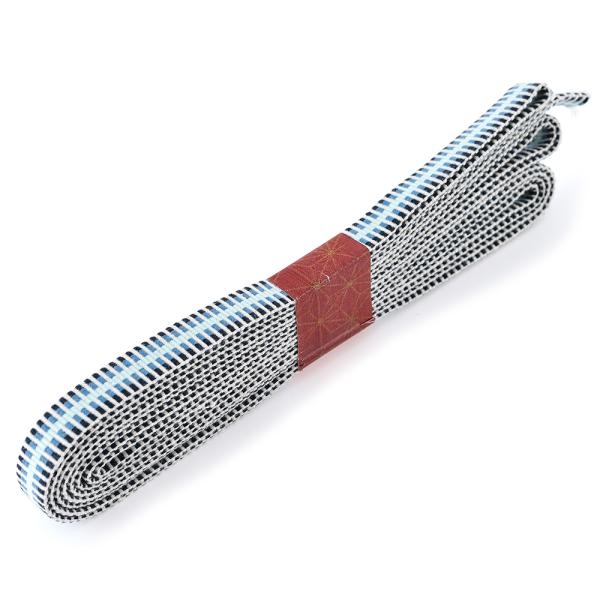 刀剣（真剣・居合刀）用の下緒です。 国内産の高級 真田紐 袋織り 木綿製 4分約 12ｍｍを 1本1本手作りで作っております。・幅は約12mm、厚みは約1.65mmです。 ・厚みはシックネスゲージで計っております。 ・真田紐は手作りですので...