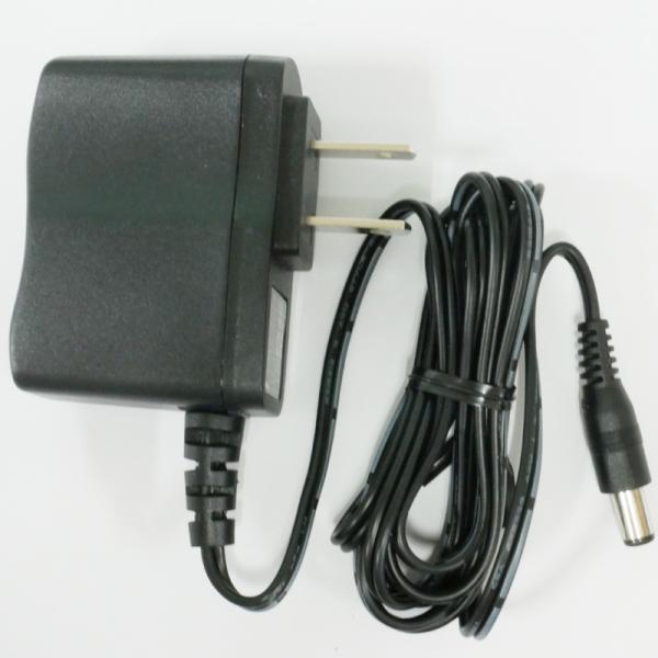 [特価]ACアダプター 9V-1.5A センター(+) 1.5m AC100V-240V ADPT-R2