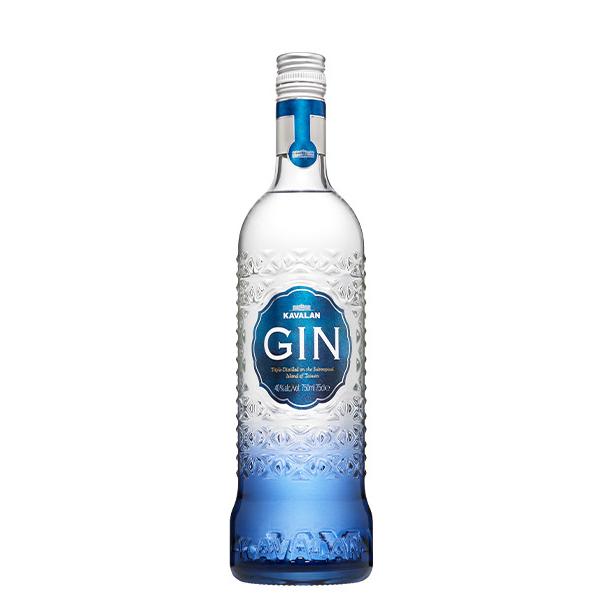 台湾のウイスキー蒸留所カバランが製造する「カバラン ジン」口当たりはスムーズで、金柑から感じる柑橘の心地よい苦味、スターフルーツのさわやかな甘味、レッドグァバの心地よい甘味など6種類のボタニカルが複雑味をもたらしつつ、調和のとれたエレガント...
