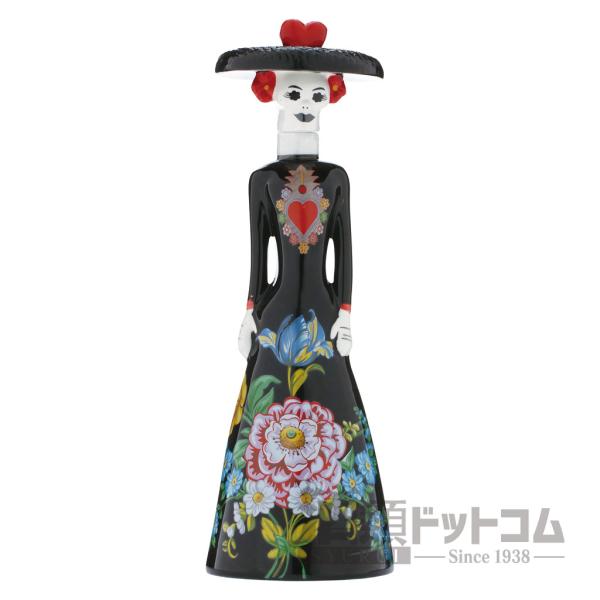 ディスティラドラ・デル・ヴァリェ・デ・テキーラ(750ml・40度)【参考上代】11000円アガベ特有の香りと甘味が特徴的なスムースでドライなテキーラ。メキシコならではのボトルはインテリアとしても目を惹くこと間違いなし!