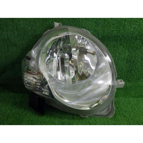 シエンタ(車) シエンタ CBA-NCP85G 右ヘッドランプ/ヘッドライト X 4WD  