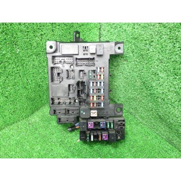 三菱 デリカD5 CV5W ヒューズボックス G パワーパッケージ 4WD 8 三菱 デリカD5 CV5W ヒューズボックス G パワーパッケージ 4WD 8