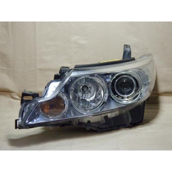 トヨタ（TOYOTA） コーティング済 エスティマ AHR20W 左ヘッドランプ