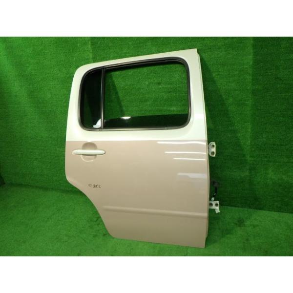 ミラココア L685S 右リアドア ココアX 4WD アサヒ M2L3 67003-B2171 X82 ダイハツ（DAIHATSU） ミラココア L685S 右リアドア ココアX 4WD