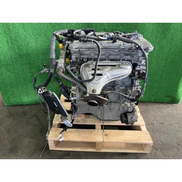 トヨタ（TOYOTA） プリウス ZVW30 エンジンASSY S 19000-37470 1F7