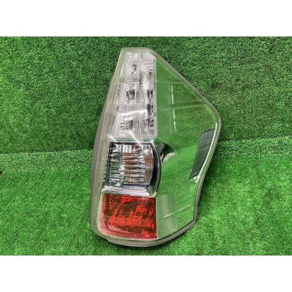 プリウスα ZVW40W 右テールランプ・テールライト G  スタンレー 47-47 81551-47150 202 トヨタ（TOYOTA） プリウスα ZVW40W 右テールランプ・テールライト G