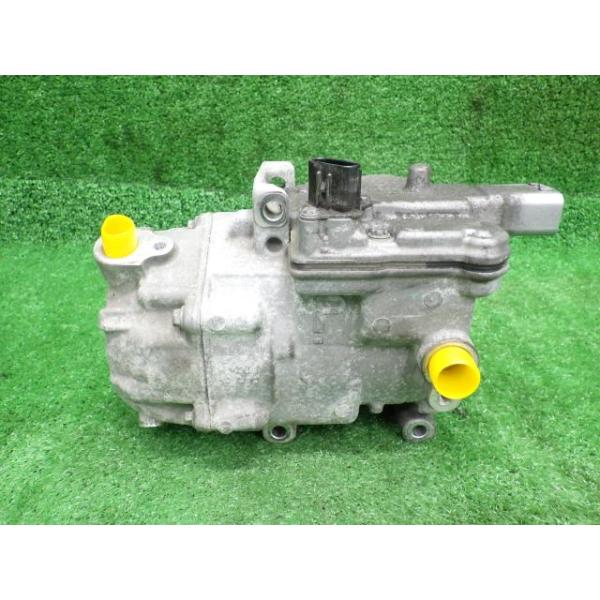 プリウス　ZW30 コンプレッサー　リビルト　新品 プリウス DAA-ZVW30 エアコンコンプレッサー S 783 デンソー ES14C