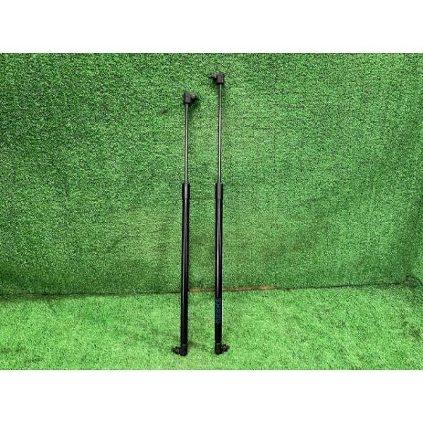 CX-60 KH3R3P 右リアストラット XD-ハイブリッド プレミアムモダン 4WD KBD928700E KBD9-28-700E 51K マツダ（Mazda） CX-60 KH3R3P フードダンパー・ボンネットダンパー XD