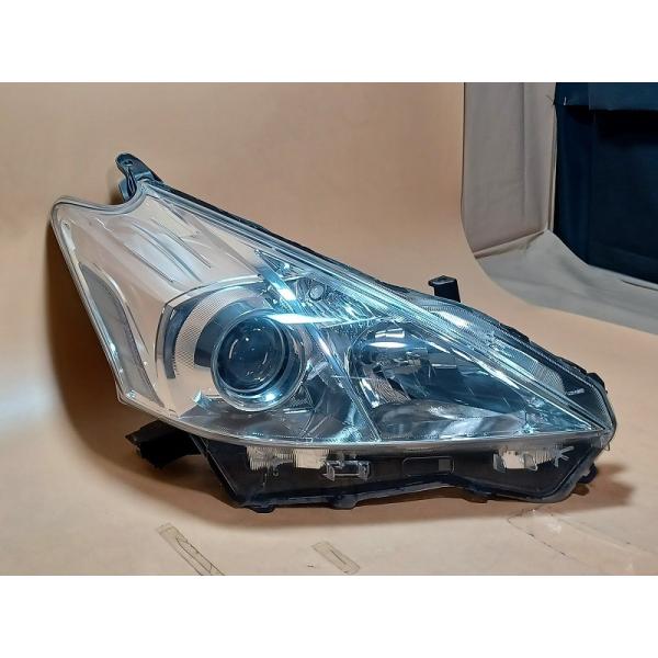 値下げプリウスα ヘッドライト トヨタ（TOYOTA） コーティング済 プリウスα ZVW41W 右ヘッドランプ