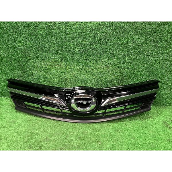 トヨタ（TOYOTA） カローラフィールダー NZE164G ラジエーターグリル