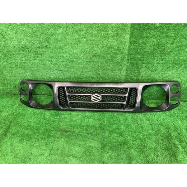 ジムニー JA22W ラジエーターグリル・フロントグリル 72111-82CA0-38B スズキ（SUZUKI） ジムニー JA22W ラジエーターグリル・フロントグリル