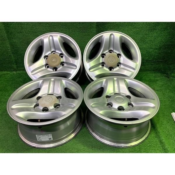 トヨタ ランドクルーザープラド（KDJ95Wなど）の純正16インチホイール（7J-16インチ、6穴、PCD139.7、インセット+15） USトヨタ純正 TRD Pro 16インチホイール グロスブラック 4本セット