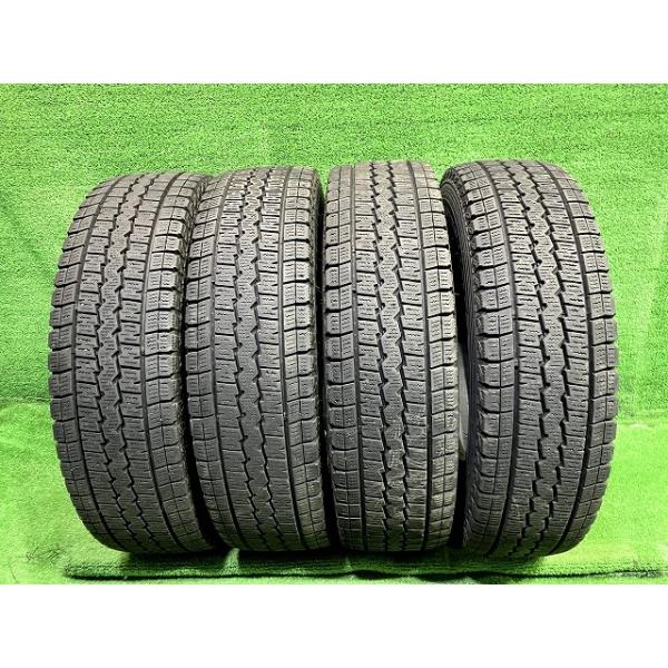 ダンロップ　スタッドレスタイヤ　14インチ DUNLOP スタッドレス ダンロップ ウィンターマックスSV01 185R14/6PR 4