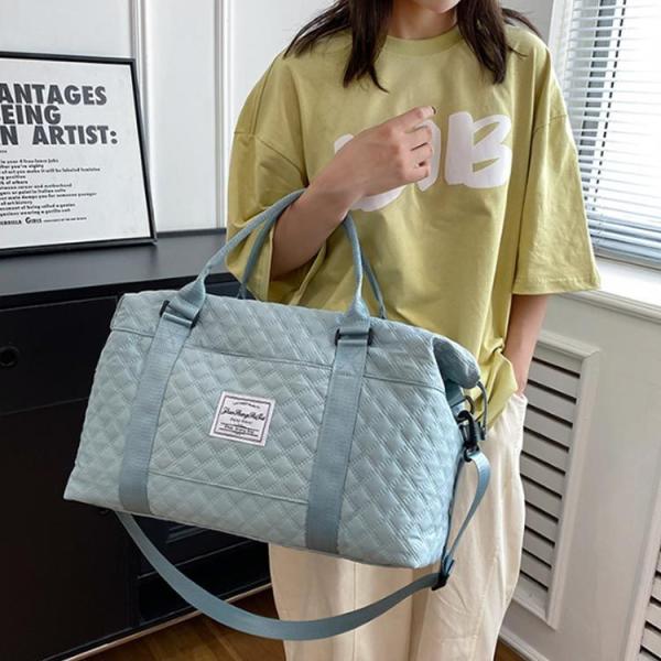 サイズ ：F <br>サイズについての説明：高さ29cm、厚さ18cm、幅47cm<br> サイズ表の実寸法は商品によって1-3cm程度の誤差がある場合がございます。ご了承ください。<br> 素材：ポリエ...