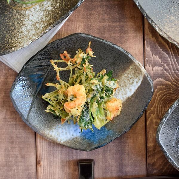 和食器 取り皿 変形菱型 黒海 お皿 プレート 中皿 サラダ皿 副菜皿 前菜皿 デザート皿 菓子皿 変形皿 黒い食器 モダン おもてなし 和柄 和風 おしゃれ Ks 012 East Table 旧テーブルウェアイースト 通販 Yahoo ショッピング