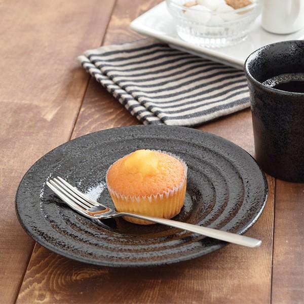 リムプレート15センチ ボーダー 黒耀 中皿 プレート お皿 取り皿 ケーキ皿 デザート皿 サラダ皿 ソーサー 洋食器 和食器 黒い食器 Ym 015 テーブルウェア イースト 通販 Yahoo ショッピング