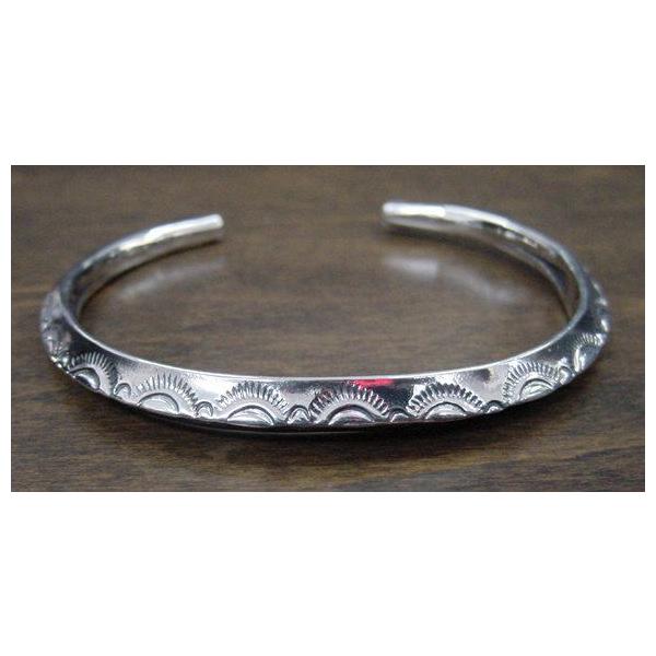 【ラリースミス】シルバーバングル　BR-0091 BR-0091 THIN TRIANGLE BRACELET LEAF | LARRY SMITH,BRACELET