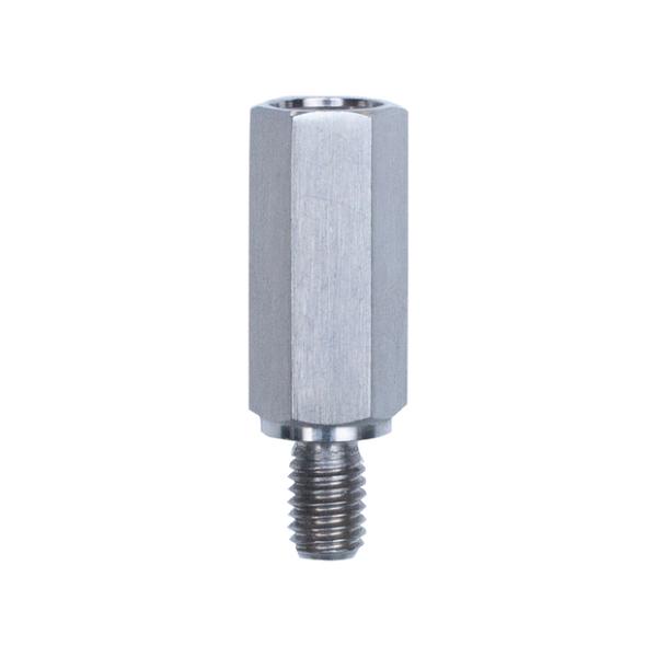 ロングタイプのスリムステンレスアダプタースクーター等のミラー取付位置が隠れている車両に最適なアダプター。ネジ径10mm正ネジ→8mm正ネジ（ネジピッチ：1.25）色・材質材質：ステンレス部品構成・本体×1