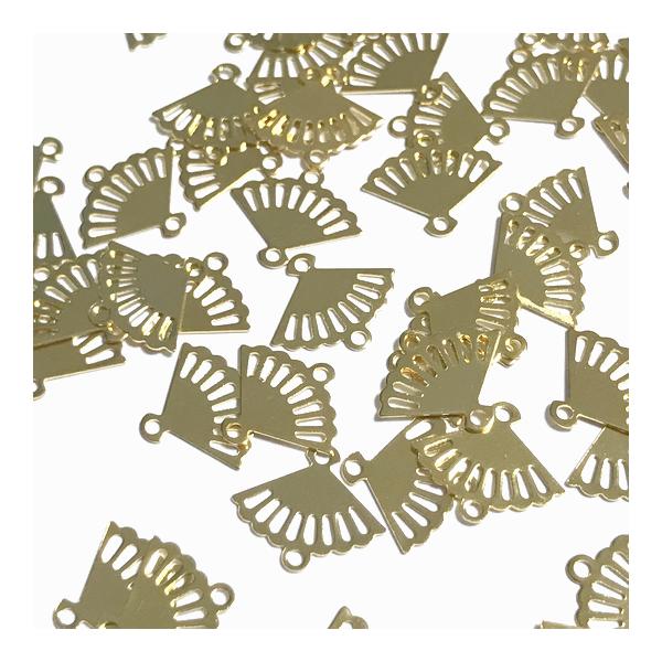 （20個セット）扇のコネクター ブラスチャーム ゴールド 真鍮 メッキ 扇子 透かし風 和風 パーツ 真鍮 ハンドメイド 色彩キューブ