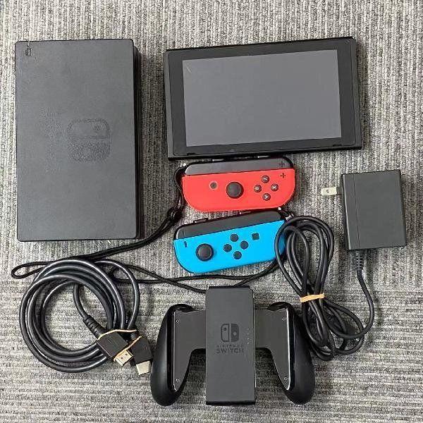 Nintendo Switch ネオンブルー・レッド　本体　中古 Nintendo Switch 『中古』Nintendo Switch(有機ELモデル) Joy-Con(L